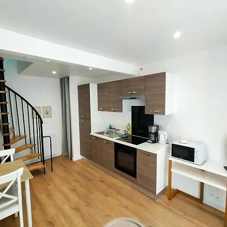 Aux Portes Des Marais