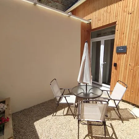 Aux Portes Des Marais